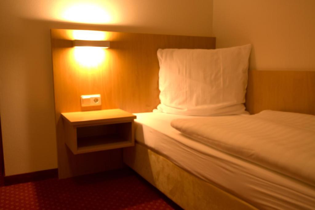 Hotel Jacobsberg Oschersleben Cameră foto